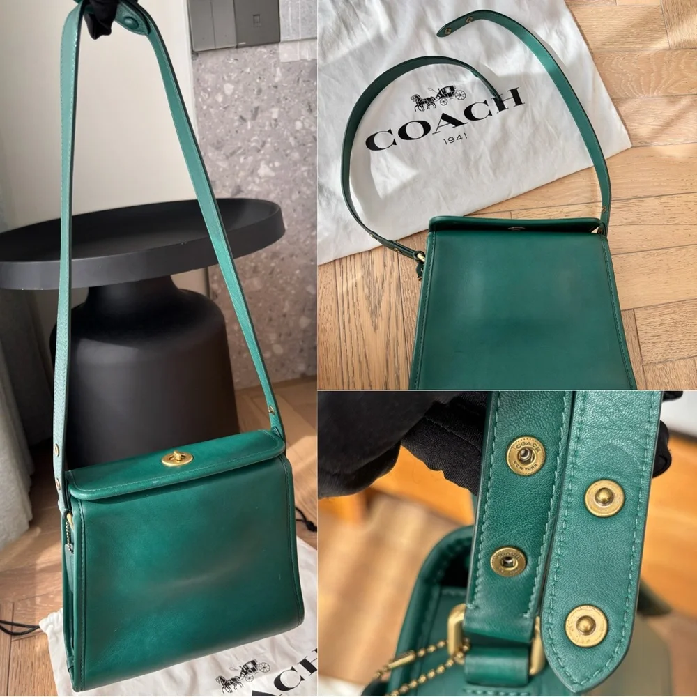 COACH Turnlock Shoulder Bag Green